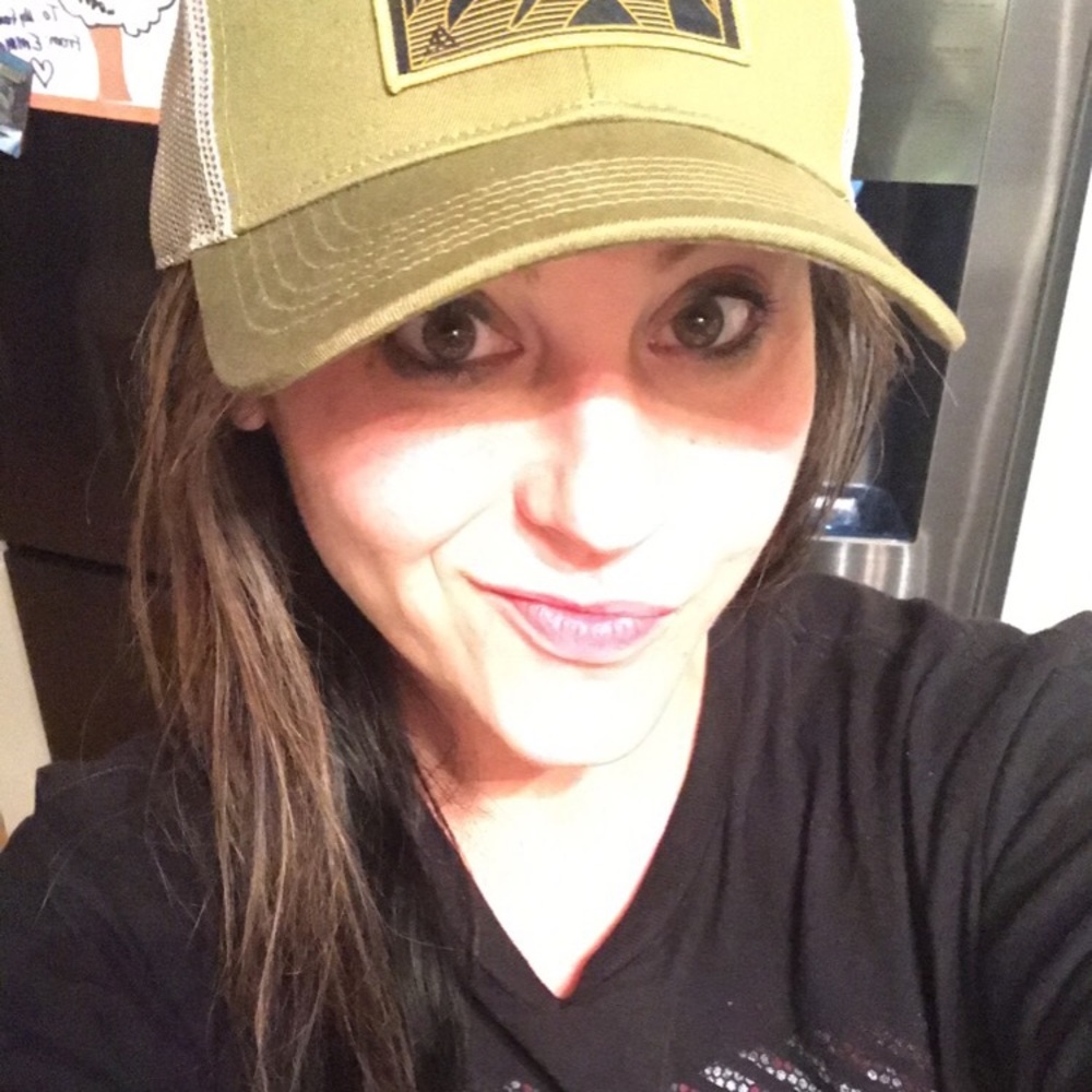 Meet your Posher, Angie